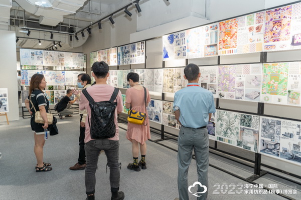 &ldquo;智造讓家更美好&rdquo;--2023海寧中國&middot;國際家用紡織品（秋季）博覽會在浙江海寧許村鎮(zhèn)&middot;海寧中國家紡城盛大開幕。