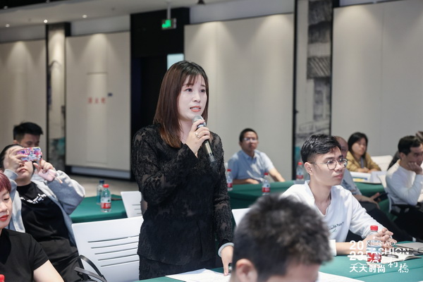 理論精講，實戰(zhàn)賦能！柯橋天天時尚啟迪秋冬女裝面料開發(fā)新思路