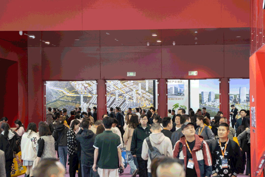 12.1萬(wàn)專業(yè)觀眾+全網(wǎng)10.1億閱讀量…第四屆潮汕服博會(huì)完美落幕!