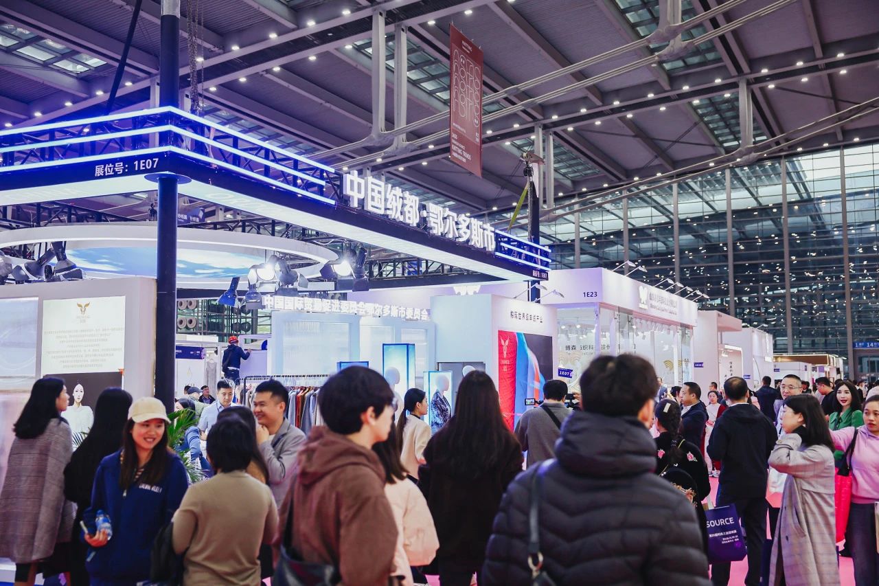 潮涌鵬城,開啟時尚 “超鏈接”丨第30屆FASHION SOURCE時尚之源深圳展、AW25深圳原創時裝周盛大啟幕