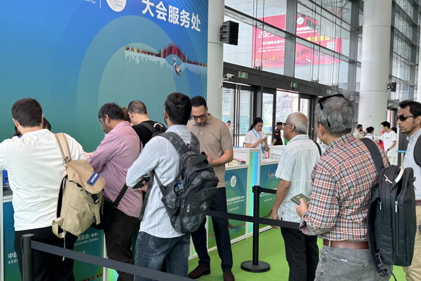 新形勢、新機遇，2025柯橋春季國際紡博會拉開帷幕，全方位展示中國紡織發展的強韌